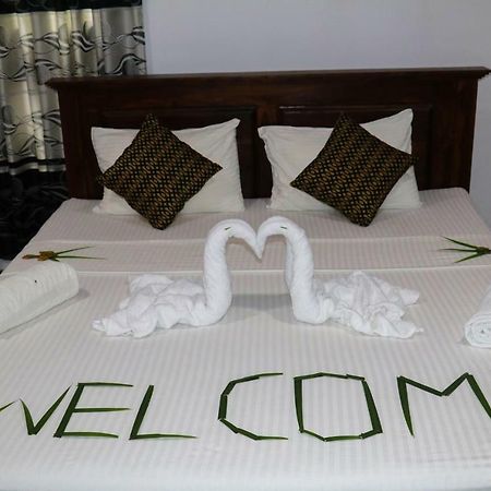 Deshani Holiday Inn Dambulla Exterior foto