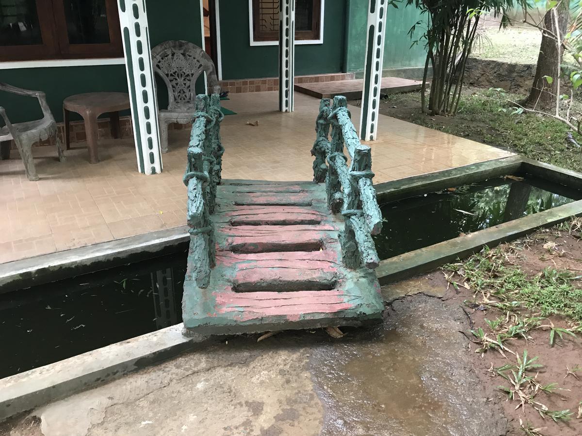 Deshani Holiday Inn Dambulla Exterior foto
