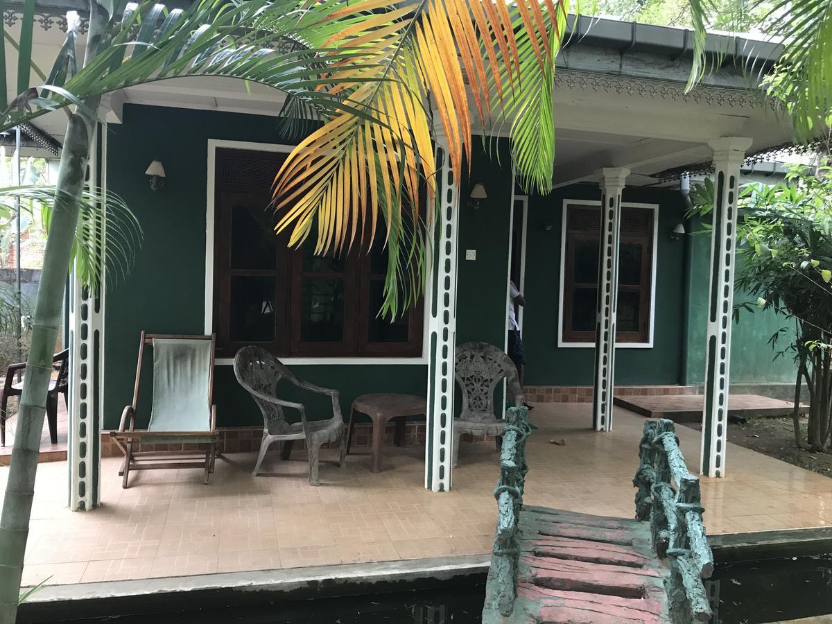 Deshani Holiday Inn Dambulla Exterior foto